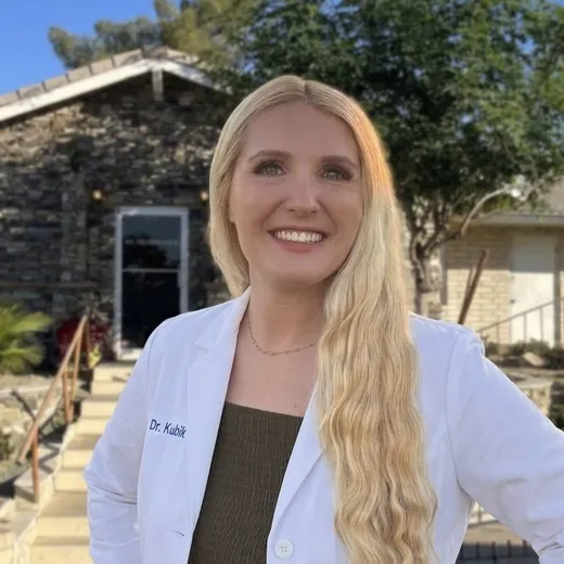 Dr. Lisa Kubik, DMD, dentist at Copper Sky Dental in Peoria, AZ
